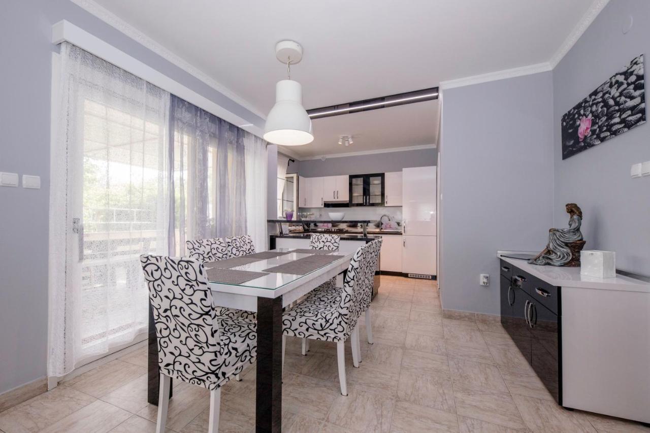 Apartmani Ana & Milo لوبار المظهر الخارجي الصورة