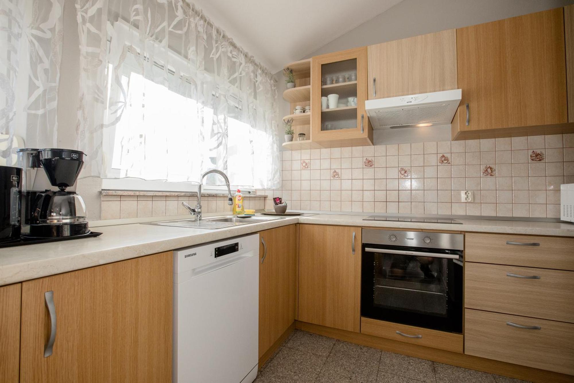 Apartmani Ana & Milo لوبار الغرفة الصورة